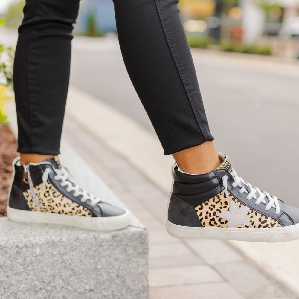 lester hightops in leopard